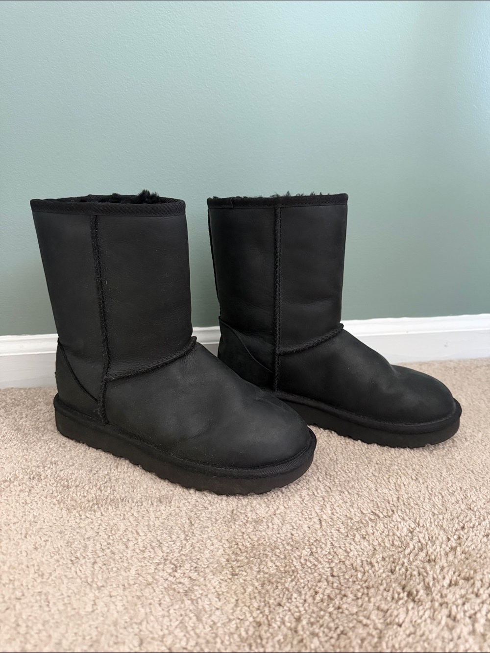Black leather finish Ugg Boot